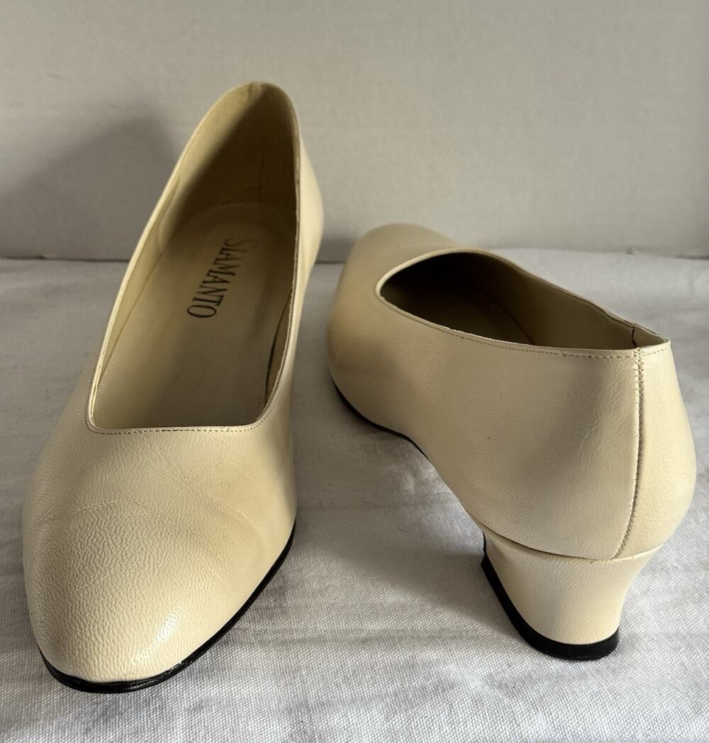 Siamanto Size 12 Narrow Beige Cream Camel Kid Pump Heels